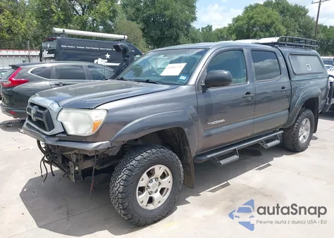 2015 Toyota Tacoma Base V6 z USA, uszkodzony, nr VIN 5TFLU4EN0FX145357